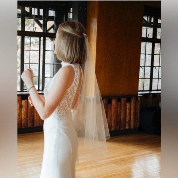 Veil - finger tip length, angel cut - Tailored Tulle brand - Picture 2 of 3